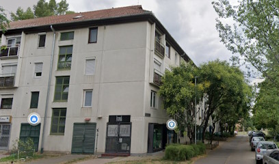 Lakkozó utca 11.